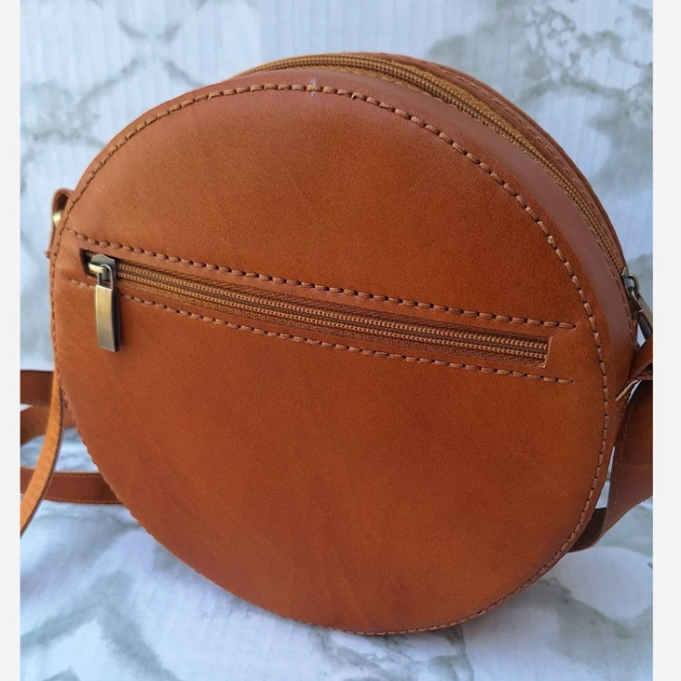 کیف چرم طبیعی مدل گرد یا دایره ای